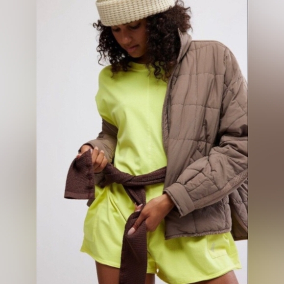 NWT Free People Movement Hot Shot T-Shirt Romper Size Large Sour Citrus - Picture 4 of 5